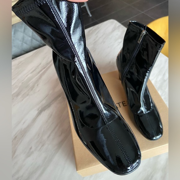 LE CHÂTEAU | Faux leather ankle boots - Picture 5 of 12